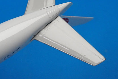 1:400 B777-200ER JAL New Tsurumaru Paint JA711J 11075 Phoenix airplane model