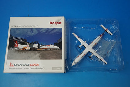 1:200 DASH8-Q400 QantasLink Taronga Zoo Livery VH-QOW 554251 Herpa