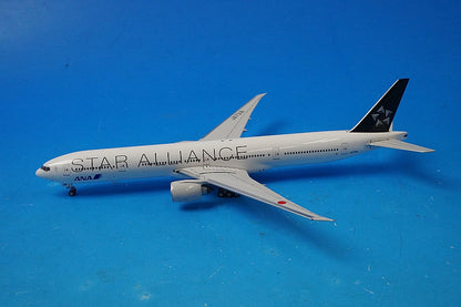 1:400 ANA Boeing 777-300ER Star Alliance Livery JA731A 10381 Phoenix airplane model