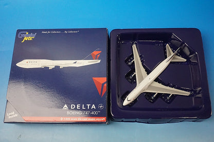 1:400 B747-400 DELTA AirlinesN667US GJDAL1193 Gemini airplane model