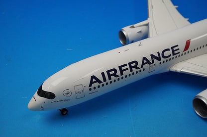 1:200 A350-900 Air France F-HTYB 559980 Herpa airplane model