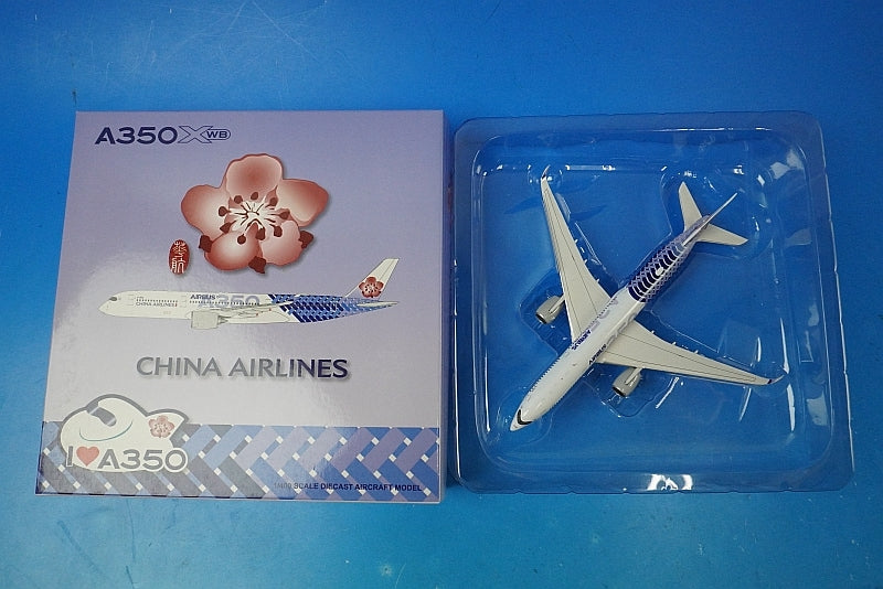 1:400 A350-900 China CARBON LIVERY B-18918 XX4032 JC Wings airplane model