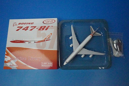 1:400 B747-8i Boeing House Color Rollout Sunrise Livery N6067E *Stand included 10523 Phoenix airplane model