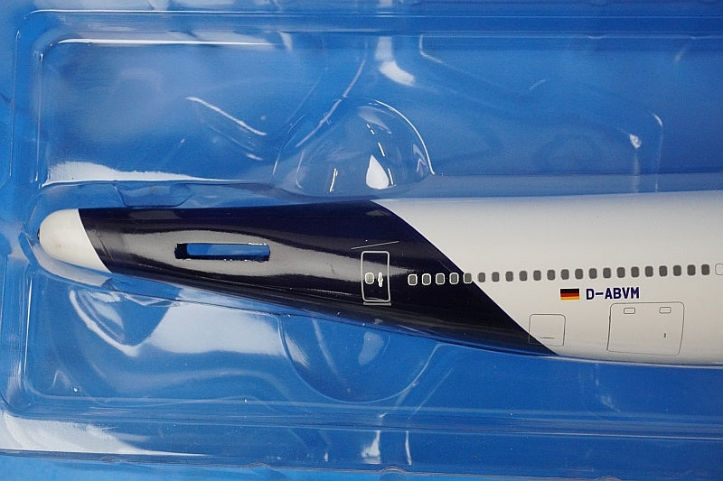 1:200 B747-400 Lufthansa Kiel D-ABVM LW200DLH009 LIMOX airplane model