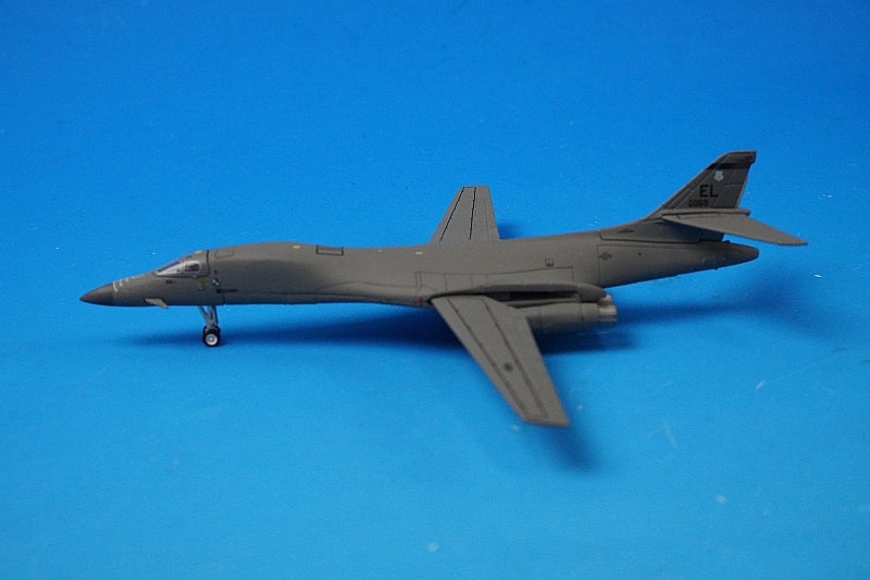 1:400 B-1B USAF Ellsworth Air Force Base #85-0069 GMUSA096 Gemini