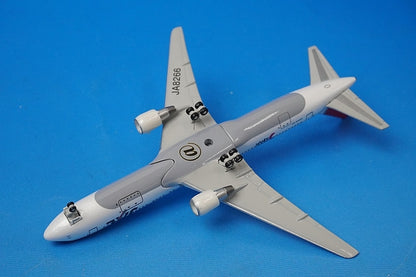 1:500 B767-300 Welcome to Japan! Japan 8266 NET Models airplane model