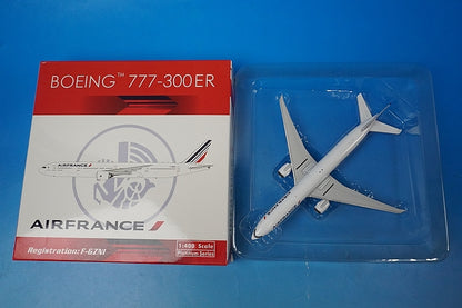 1:400 B777-300ER Air France F-GZNI 11134 Phoenix airplane model