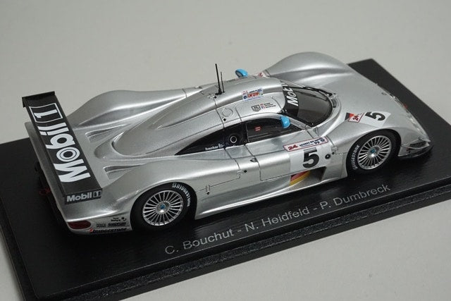 1:43 SPARK S0995 Mercedes CLR Le Mans 24H 1999 #5 Silver model car