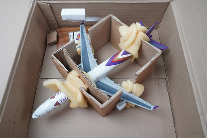 1:185 A340-600 Thailand No registration number Solid model Manufacturer unknown airplane model