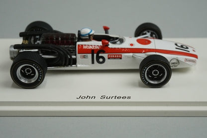 1:43 Spark ROMU029 Honda RA301 French GP 2nd 1968 #16 J. Surtees model car