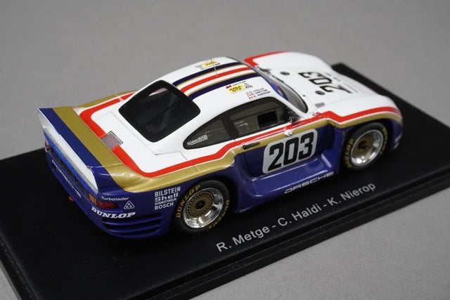 1:43 Spark S0961 Porsche 961 Le Mans 1987 #203 model car