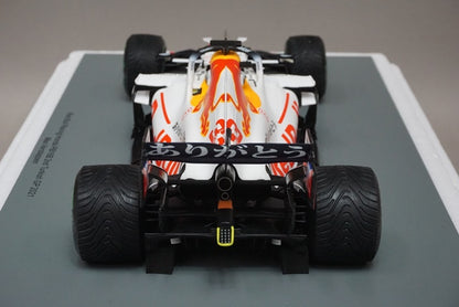 1:18 SPARK 18S605 Red Bull Racing Honda RB16B Turkish GP M.Verstappen 2021  #33