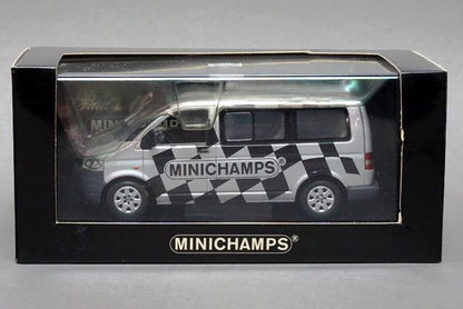 1:43 MINICHAMPS 400052202 VW Volks Wagen T5 Bus 2003 "MINICHAMPS"