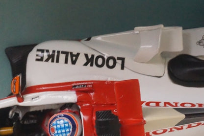 1:43 MINICHAMPS 518044310 BAR Honda 006 #10 Taku Sato