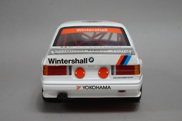 1:18 MINICHAMPS 183892095 BMW M3 Roberto Lavaglia DTM Champion 1989 #15