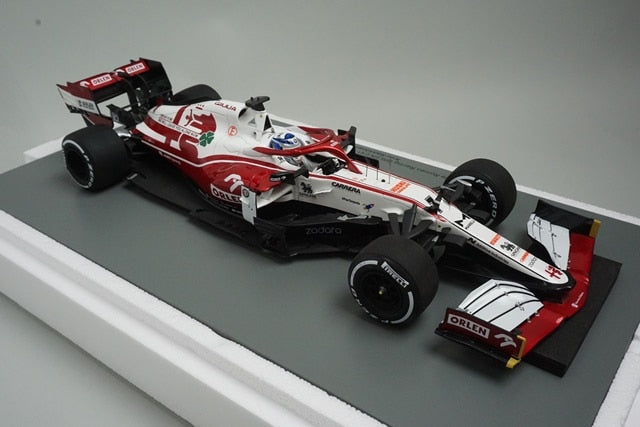 1:18 SPARK 18S607 Alfa Romeo Racing ORLEN C41 Abu Dhabi GP 2021 #7 model car