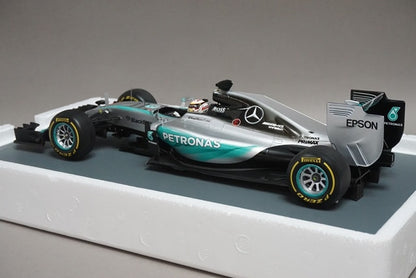 1:18 SPARK 18S179 Mercedes F1 W06 Hybrid winner American GP 2015 #44 World  Champion L.Hamilton