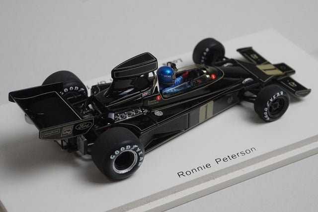 1:43 SPARK S1769 Lotus 76 Spain GP 1974 #1 JPS model car