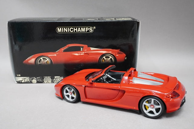 1:18 MINICHAMPS 100062630 Porsche Carrera GT 2004 Red