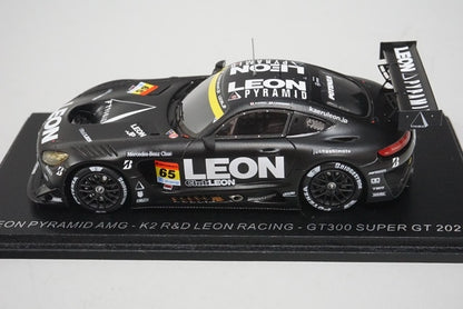 1:43 SPARK SGT086 LEON PYRAMID AMG - K2 R&D LEON RACING Naoya Gamo/Takuro Shinohara GT 300 Super GT 2023 #65