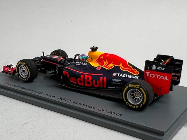 1:43 SPARK S5007 Red Bull Racing TAG Heuer RB12 Australian GP 2016 #3 D. Ricciardo model car