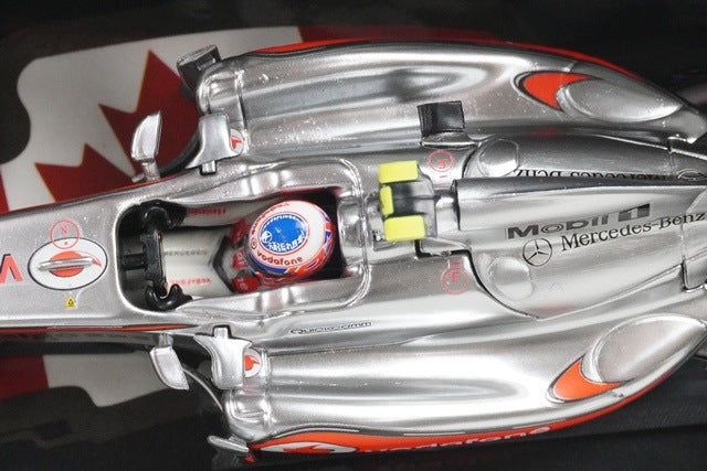 1:43 MINICHAMPS 533114314 Vodafone McLaren Mercedes MP4-26 Canada 2011 #4 model car