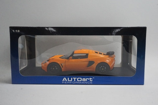 1:18 AUTOart 75362 Lotus Exige Orange model car