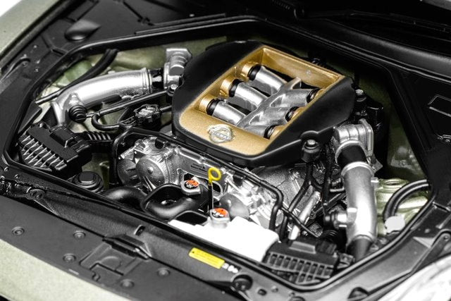 M83515 MOTORHELIX 1:18 Scale Nissan GT-R (R35) Track Edition Engineered By NISMO T-Spec 2022 Millennium Jade