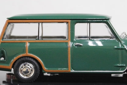 1:43 EBBRO 44501 Morris Mini Traveller Green model car