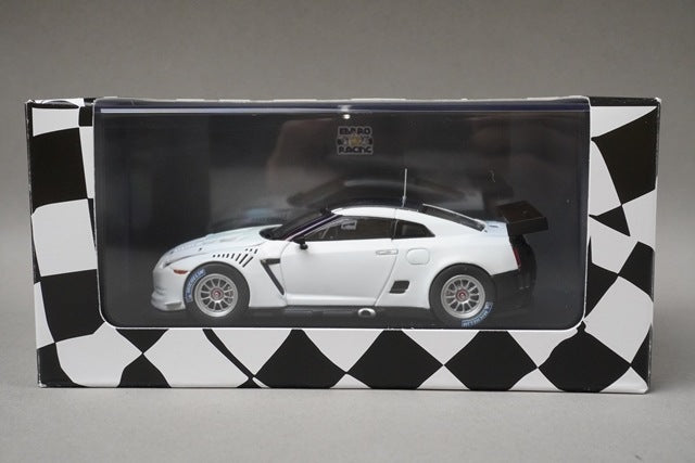 1:43 EBBRO 44318 Nissan GT-R GT1 Fuji 2010 #2 Shakedown model car