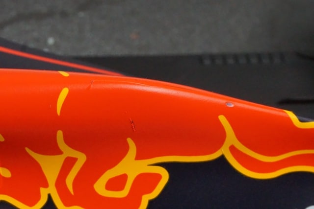 1:18 Minichamps 117161233 Red Bull Racing Tag Heuer RB12 Brazil 3rd 2016 #33 M. Verstappen