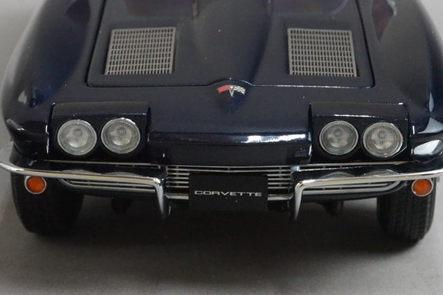 1:18 AUTOart 71181 Chevrolet Corvette Coupe 1963 Daytona Blue