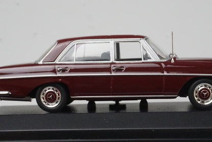 1:43 MINICHAMPS 430039102 Mercedes-Benz 300 SEL 6.3 1968-72 Red