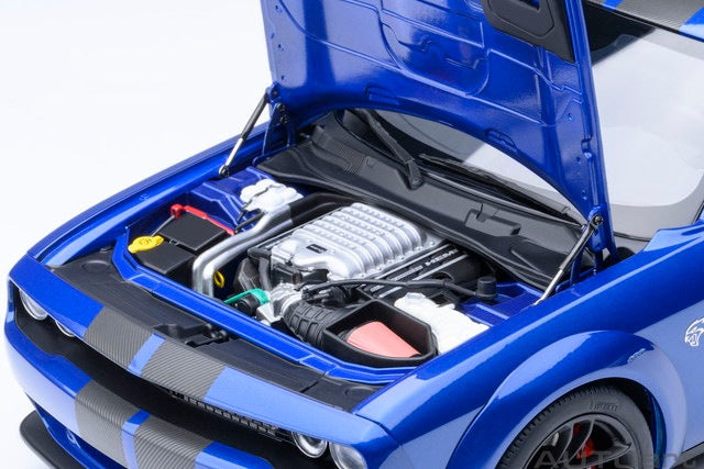 [ Pre-order ] 71763 AUTOart 1:18 Dodge Challenger SRT Jailbreak 2022 (Metallic Blue with Carbon Black Stripes <INDIGO BLUE>)
