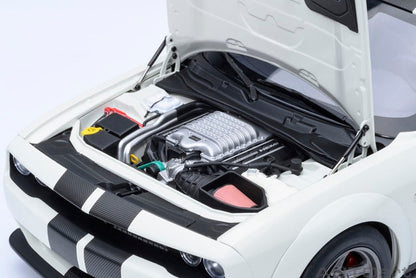 [ Pre-order ] 71766 AUTOart 1:18 Dodge Challenger SRT Super Stock 2023 (White with Carbon Black Stripes <Knuckle White>)