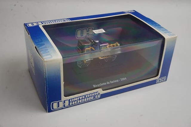 1:32 Universal Hobbies E5622 Postman's Bicycle 2004