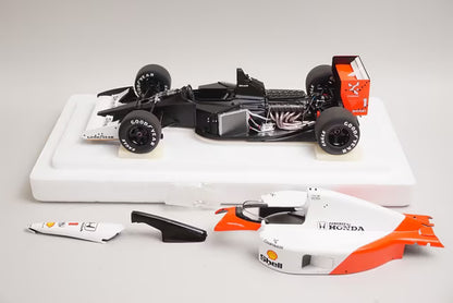 1:18 AUTOart 89150 McLaren Honda MP4/6 F1 Japanese GP 1991 #1 A. Senna