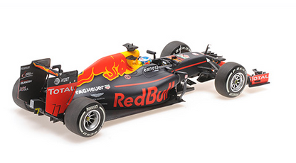 [ Back-order ] MINICHAMPS 117160303 1:18 Red Bull RB12 Riccardo Spanish GP 2016 model car