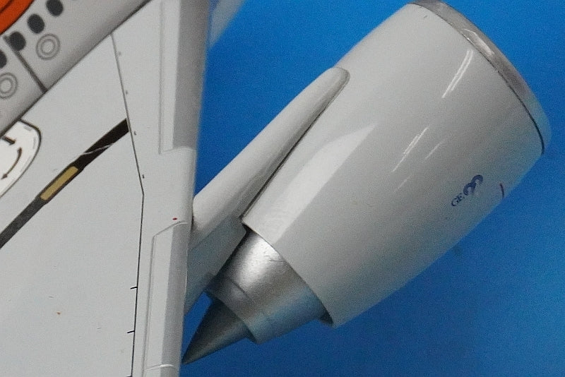 1:200 B777-300ER ANA STAR WARS BB-8 JA789A NH20095 ANA airplane model