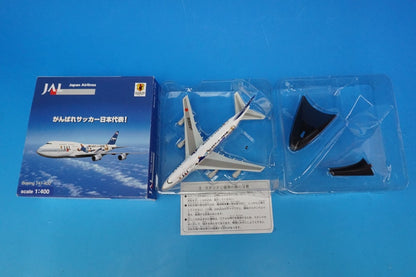 1:400 B747-400 JAL Good luck soccer representative from Japan JA8908 Herpa