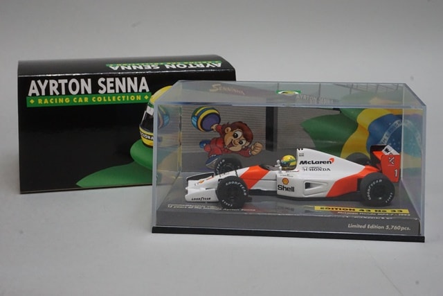 1:43 MINICHAMPS 540431504 McLaren Honda MP4-7 A.Senna 1992 #1 ASC No.33