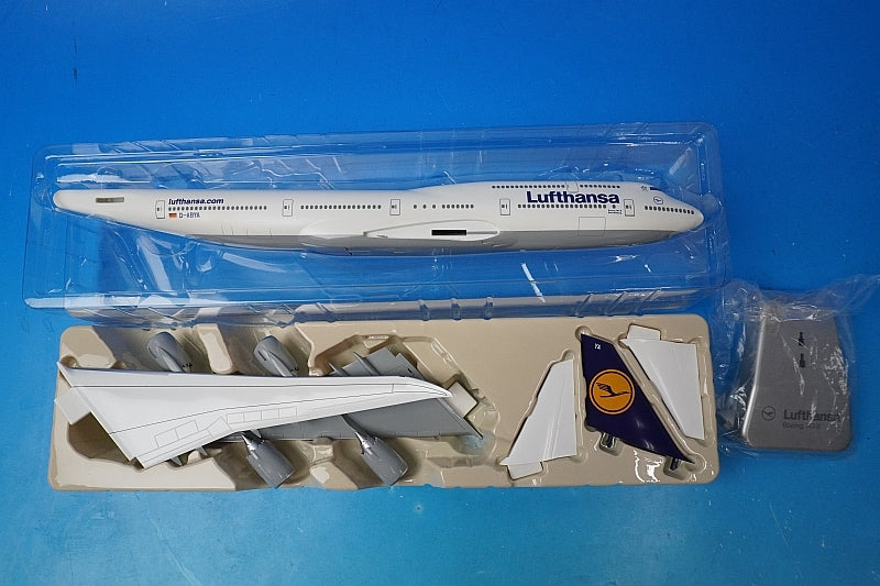 1:200 B747-8i Lufthansa D-ABYA LH07 LIMOX airplane model