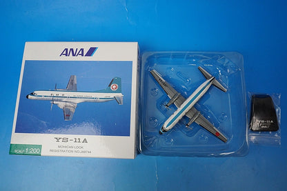 1:200 YS-11A ANA Mohawk Look JA8744 YS21148 ANA airplane model
