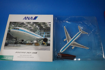 1:200 B767-300 ANA Mohawk Jet JA602A NH20015 ANA airplane model