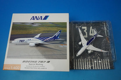 1:400 B787-8 ANA main wing ground attitude JA801A NH40065 ANA