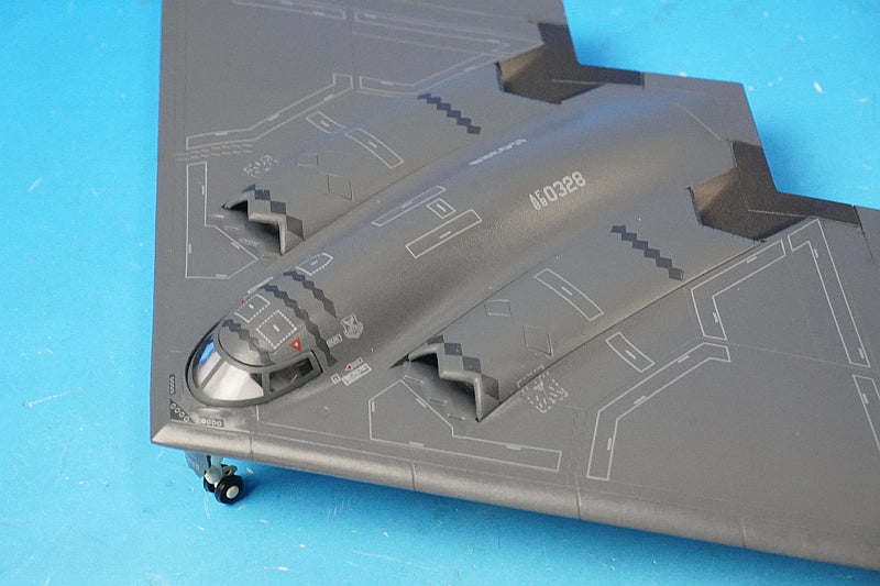 1:200 B-2A U.S. Air Force 509th Bomb Wing 393rd Bomb Squadron #88-0328 556989 Herpa airplane model