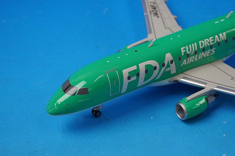 1:200 Embraer ERJ-170-100ST 170ST FDA Fuji Dream Airlines No. 4 Green JA04FJ XX2559 JC Wings airplane model