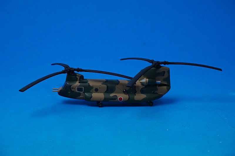 1:200 CH-47J Chinook JGSDF 12th Brigade 12 Helicopter Somahara JG-2913 556002 Herpa airplane model