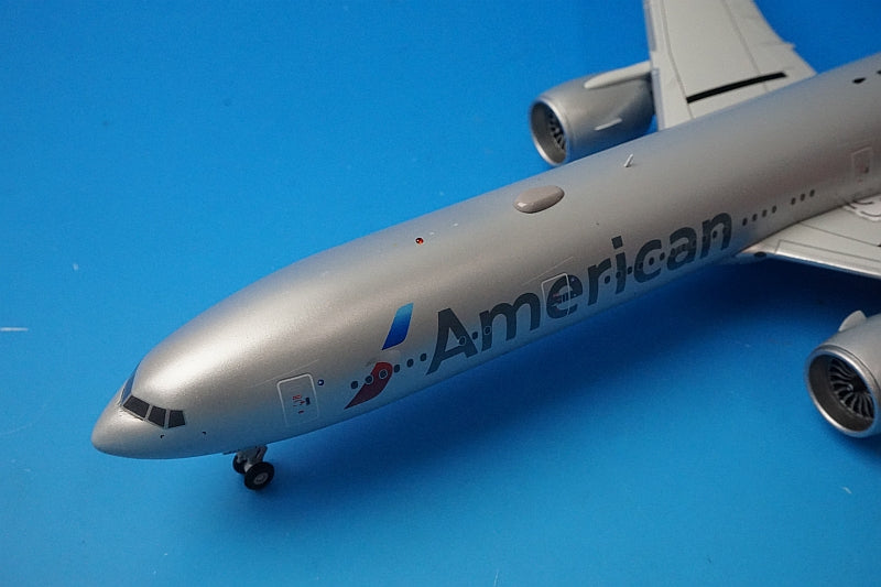 1:200 B777-300ER AA American N736AT G2AAL1076 Gemini airplane model