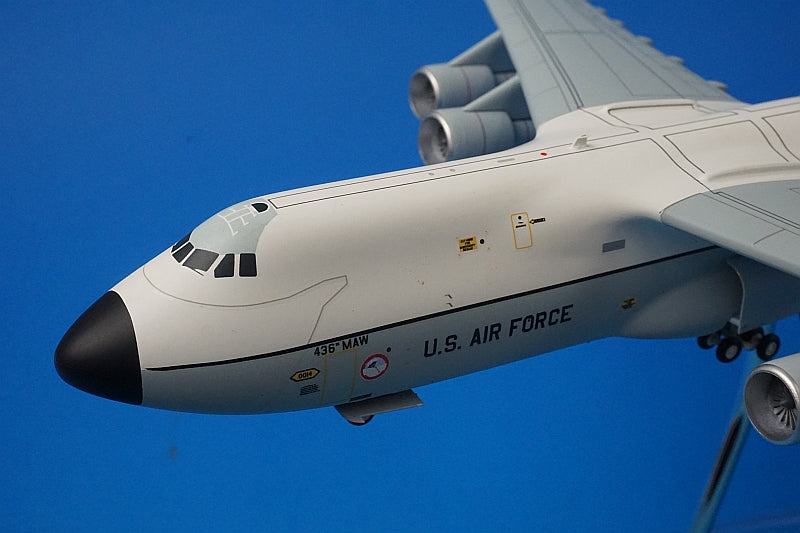 1:200 Lockheed C-5A Galaxy USAF 436th AW Dover Air Force Base #69-0014 571081 Herpa airplane model